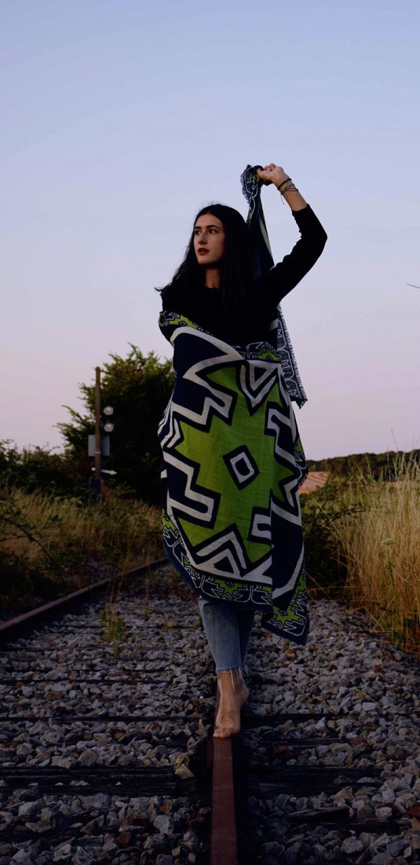 XL Wool Scarf Ndebele Vert Green - Image 2