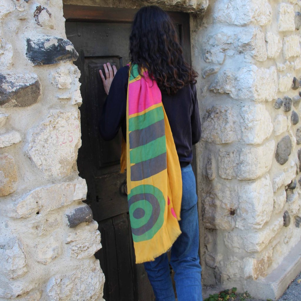 XL Wool Scarf Cairn Jaune Yellow - Image 6