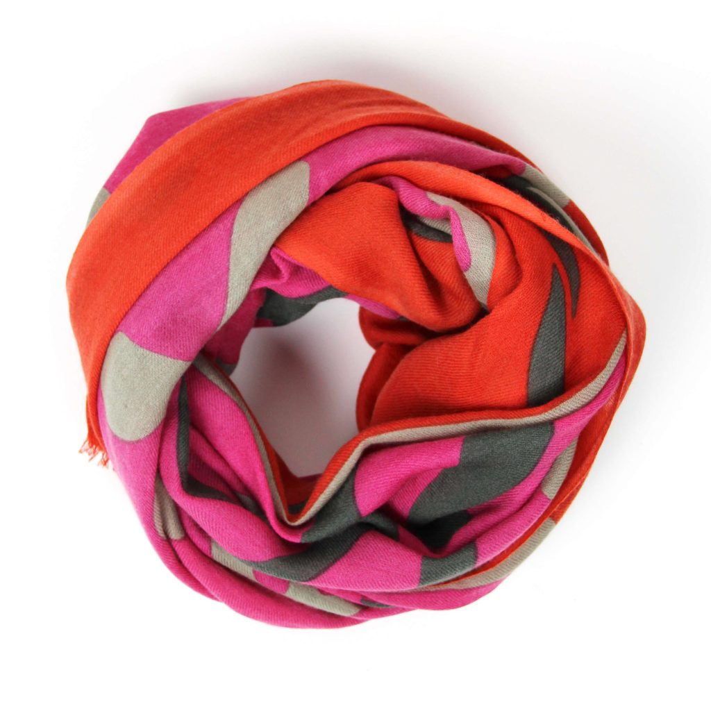 XL Wool Scarf Kamala Fuchsia - Image 5