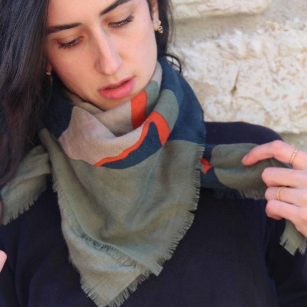 Carré Laine Abysse Vert – Image 2