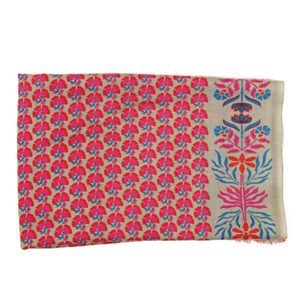 Echarpe Laine Marigold Fuchsia fond beige – Image 2