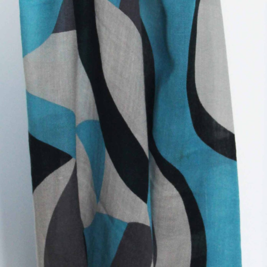 Wool Scarf Infini Blue Bleu - Image 3